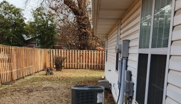 112 N 4th pics-Outside 2.jpg